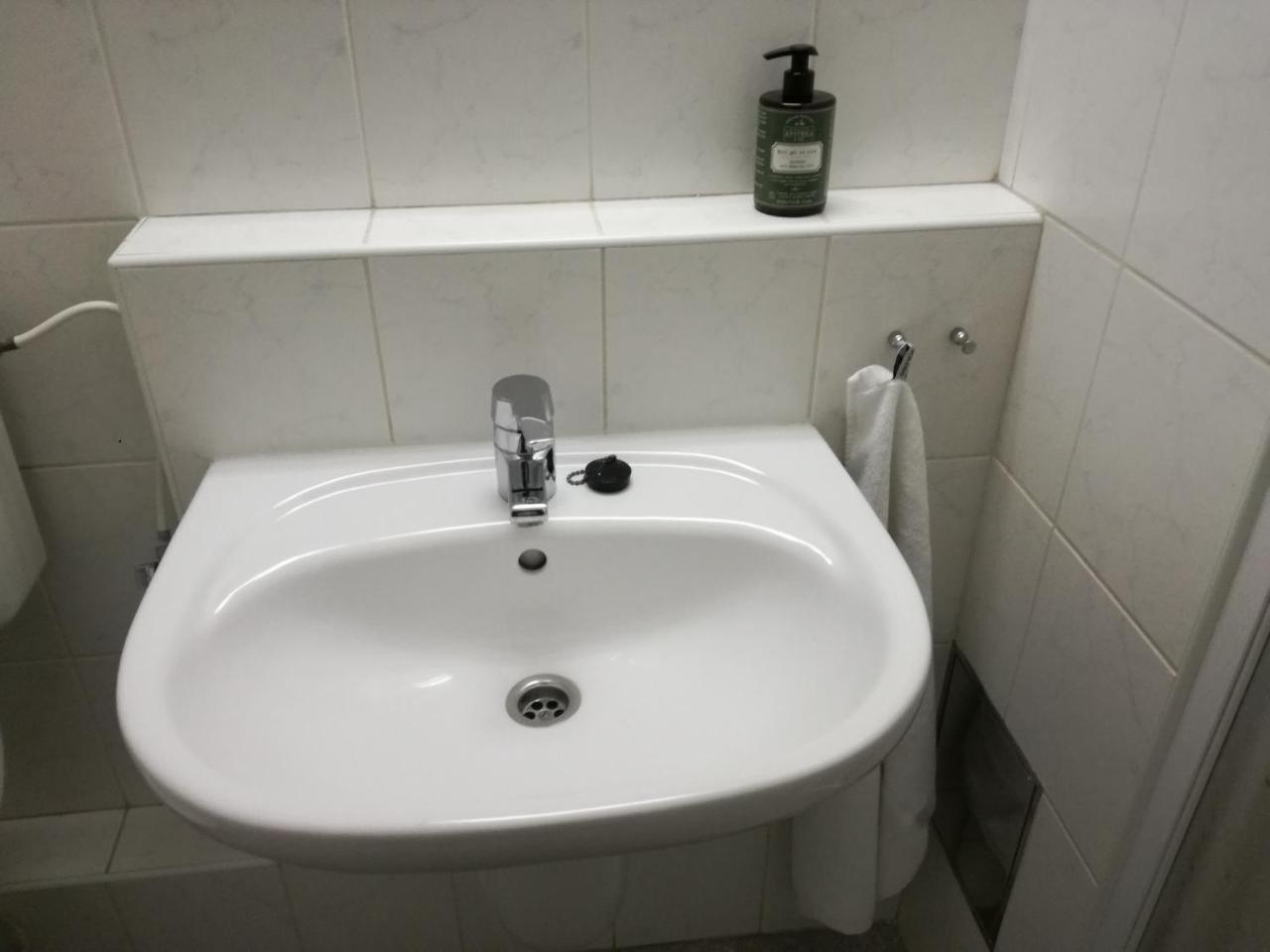 Hotel Hlaska Zlenice Номер фото